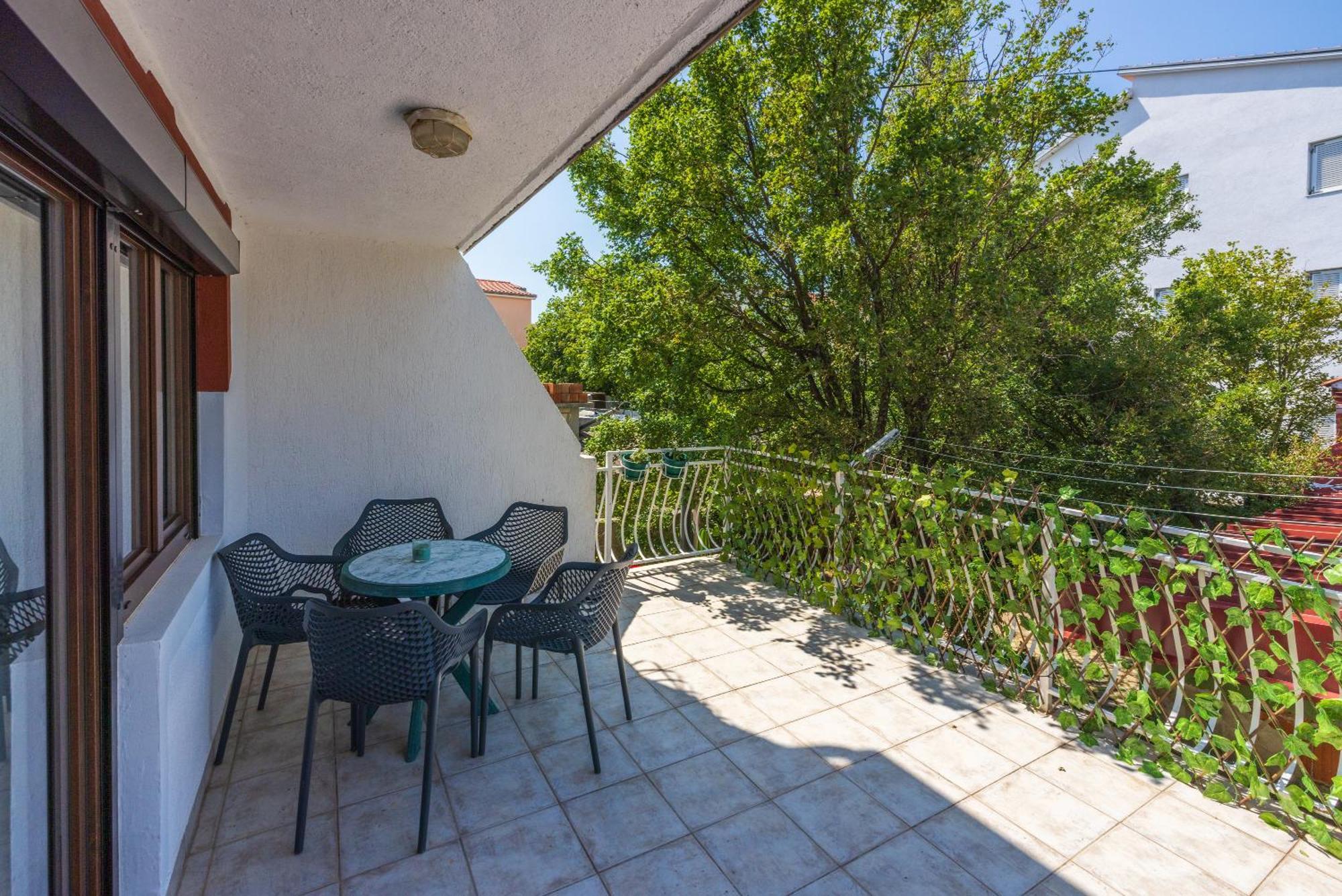 Apartment Dom Jadranovo Exterior foto